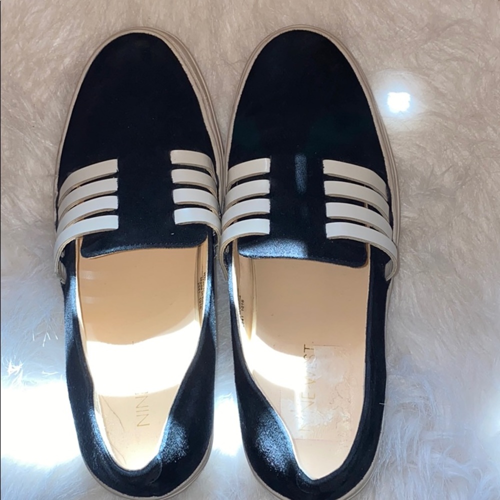 Nine West  black and white loafers size 5 1/2